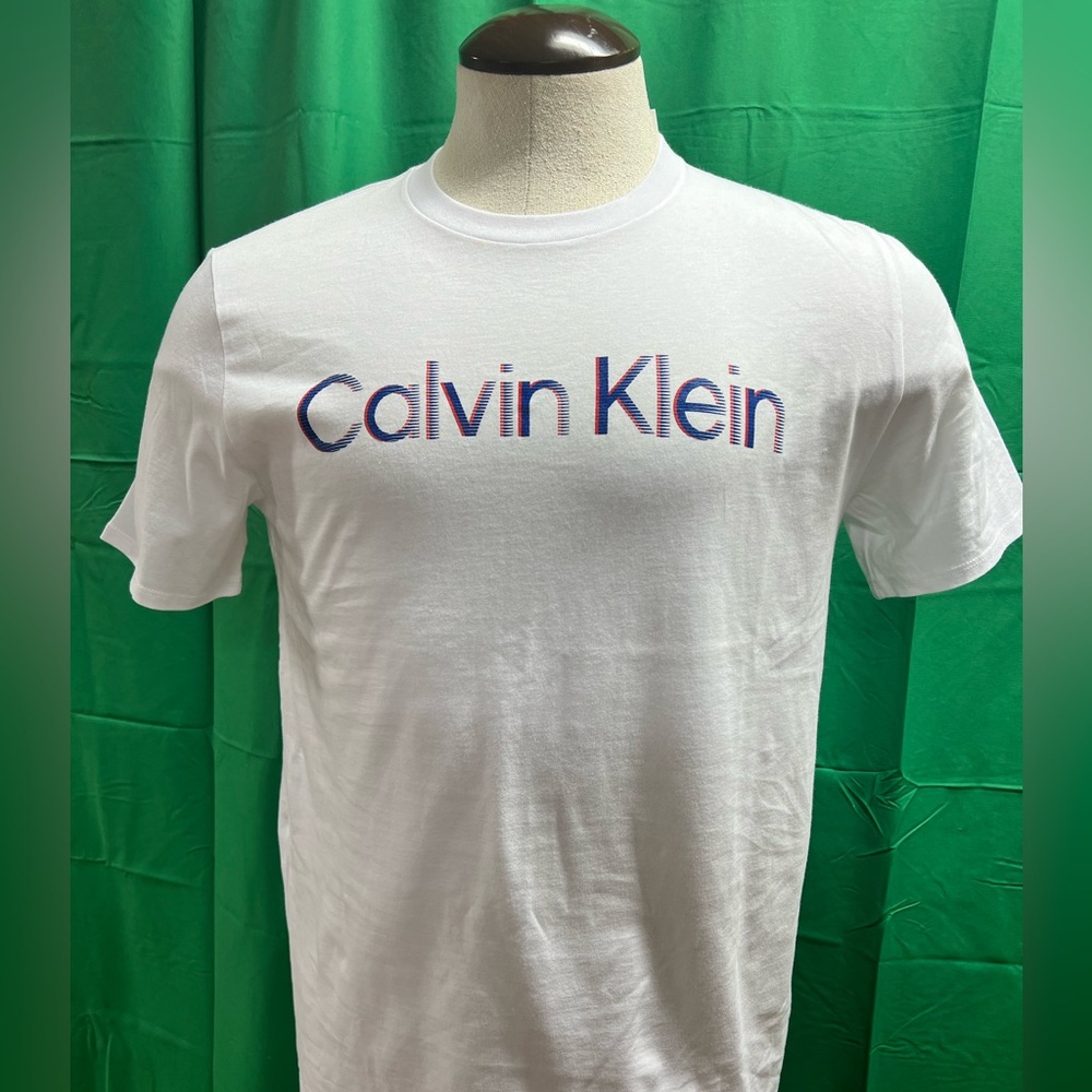 Calvin Klein short sleeve T-shirt - Picture 1 of 12